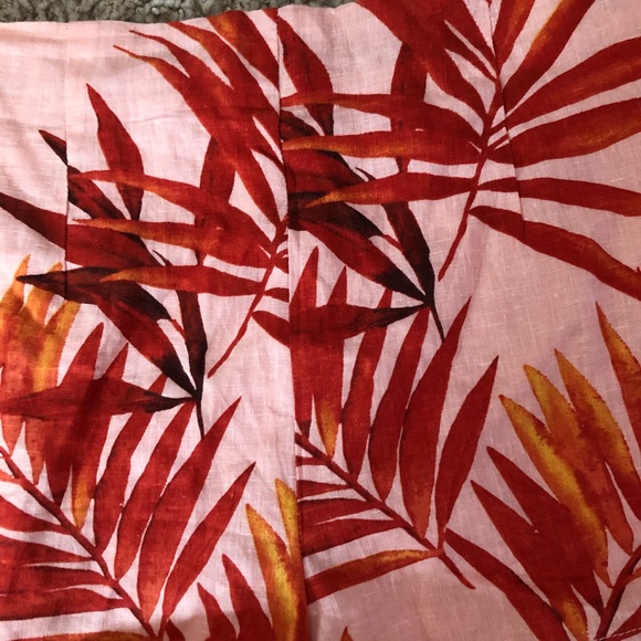 High Waisted Woven Shorts - Picture 3 of 7